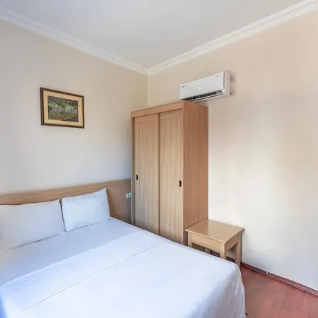 Hotel Sehir 2*